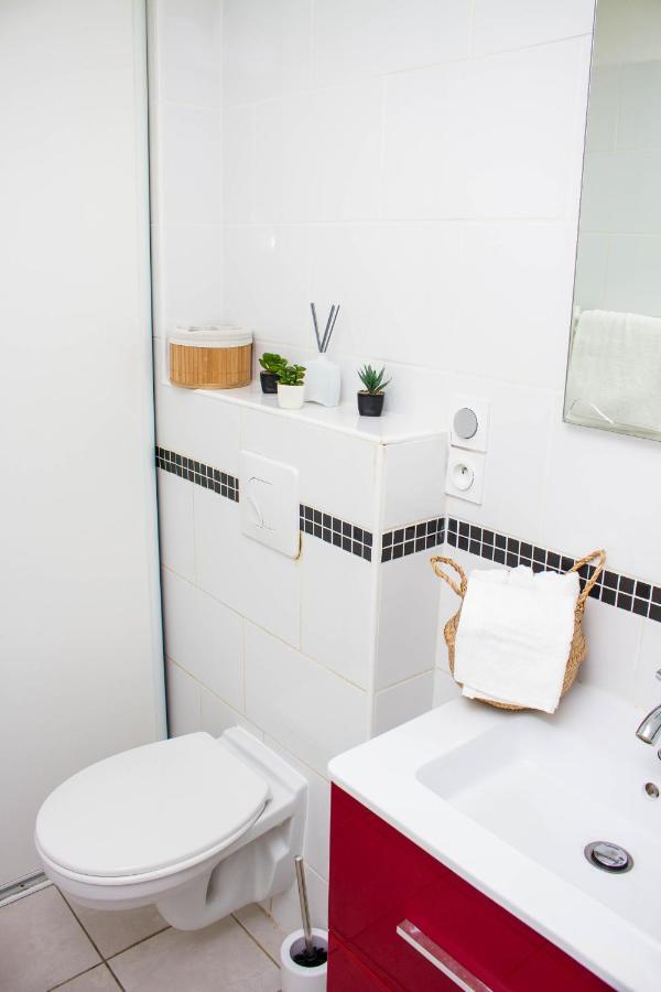 Superbe Appartement 32M2 Quartier Calme 800M Des Arenes Nîmes Buitenkant foto