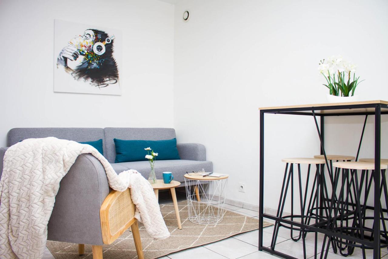 Superbe Appartement 32M2 Quartier Calme 800M Des Arenes Nîmes Buitenkant foto
